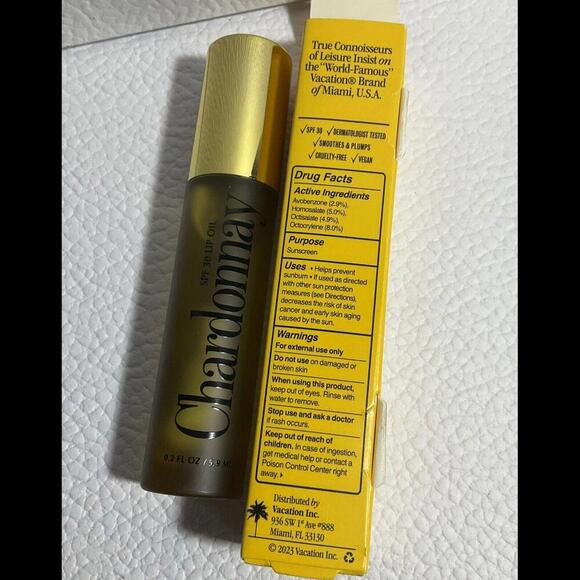 Vacation Chardonnay Sunscreen Lip Oil SPF 30 .2 Oz 5.9 mL Gloss Full Sz Exp 6/27 - Picture 2 of 3